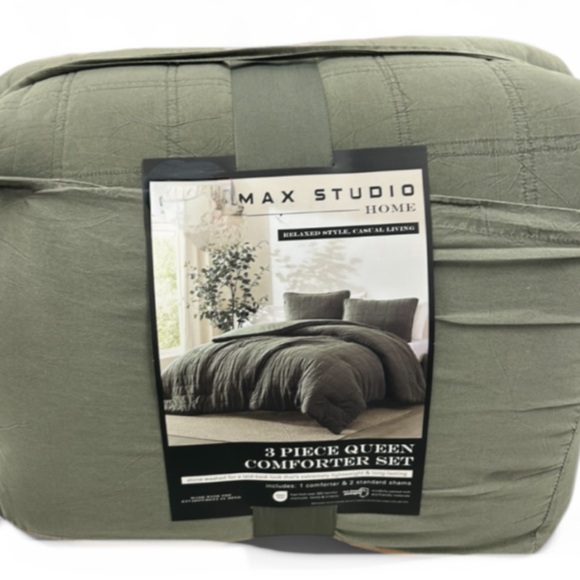 Max Studio Home Green Stone Washed Queen Comforter Set 90”x90” - Picture 1 of 2